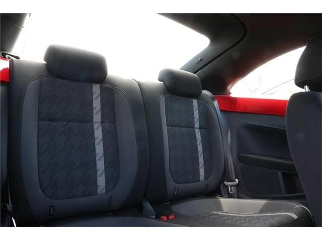 VolksWagen THE BEETLE 2018-01 6155-17