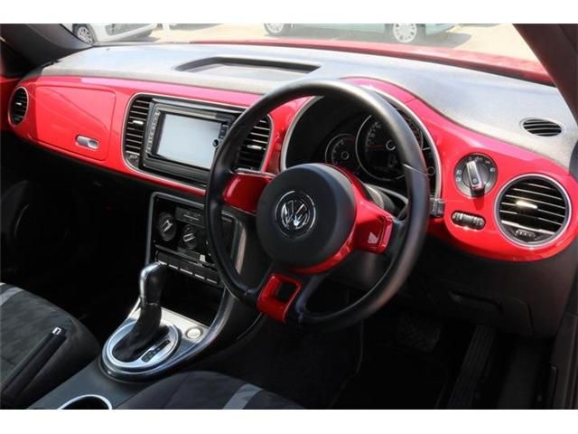 VolksWagen THE BEETLE 2018-01 6155-6