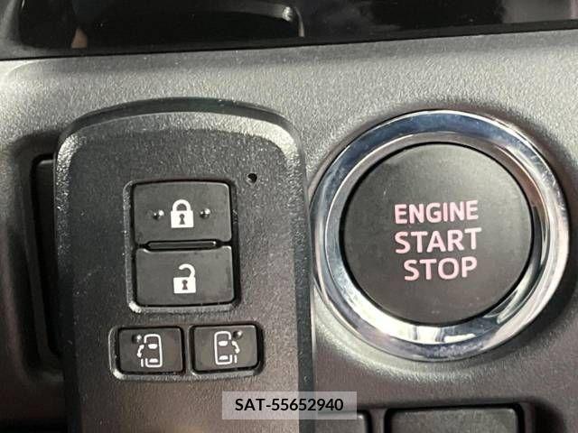 Toyota VOXY 2019-08 223522-7