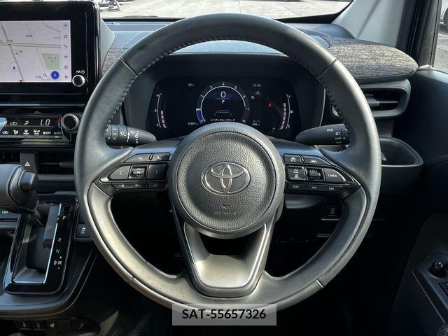 Toyota SIENTA 2022-09 332104-8