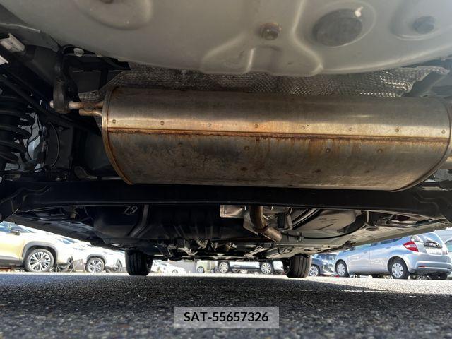 Toyota SIENTA 2022-09 332104-29
