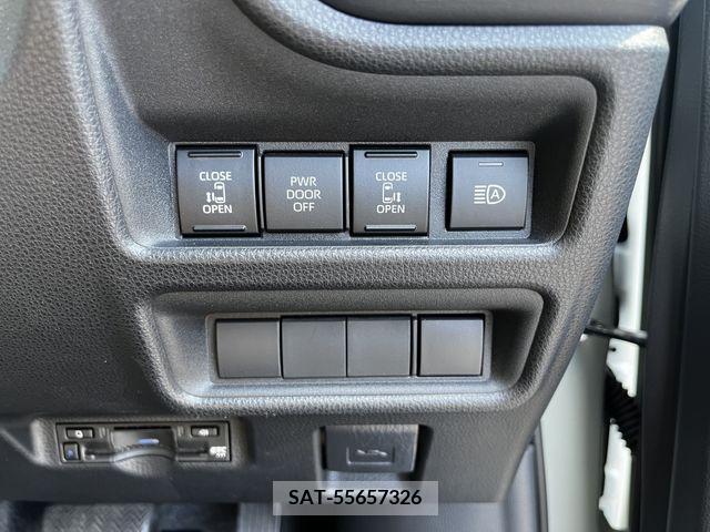 Toyota SIENTA 2022-09 332104-10