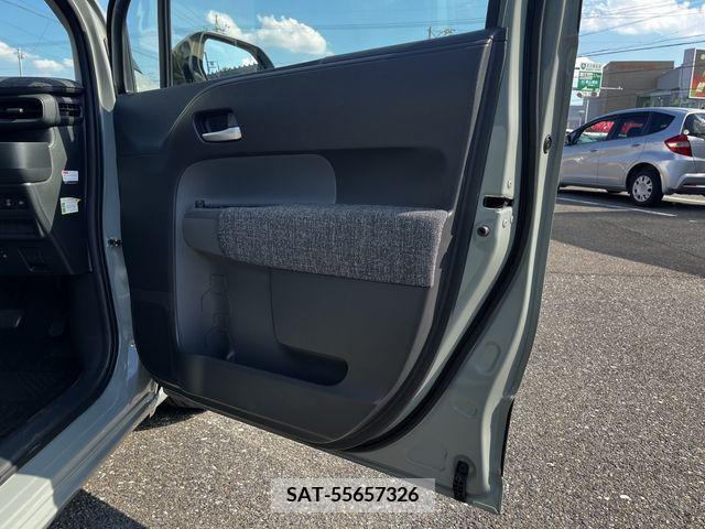 Toyota SIENTA 2022-09 332104-18