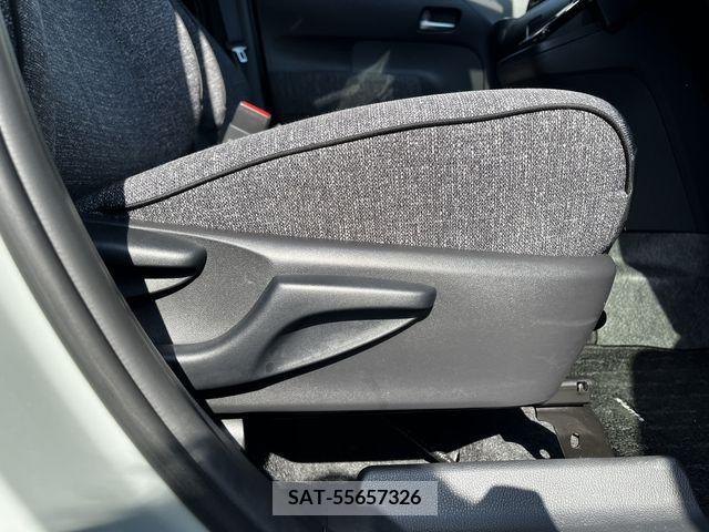 Toyota SIENTA 2022-09 332104-17