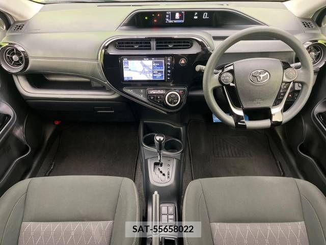 Toyota AQUA 2019-10 260139-1