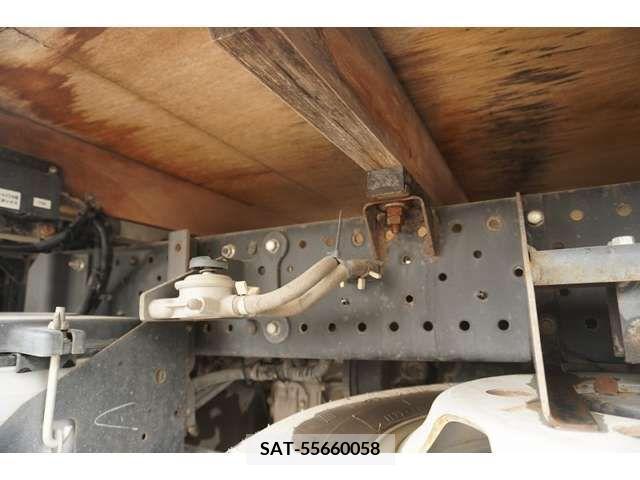Isuzu ELF TRUCK 2016-01 324036-12