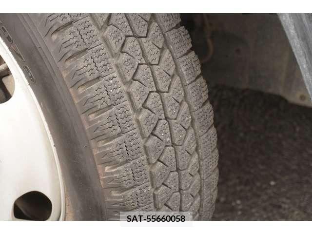 Isuzu ELF TRUCK 2016-01 324036-9