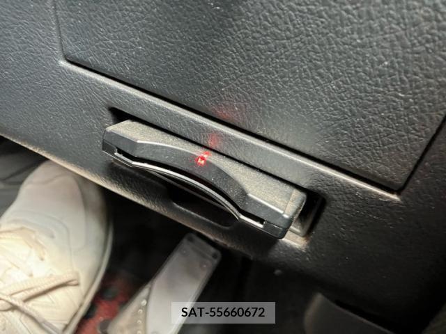 Toyota BB 2006-02 389517-16