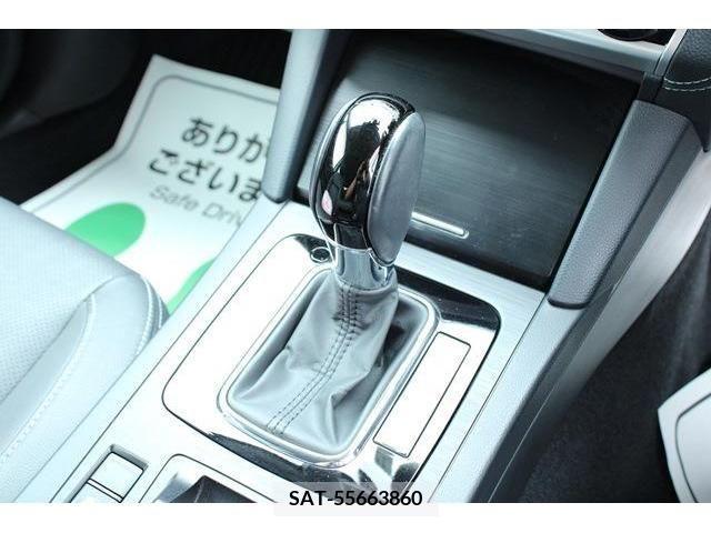 Subaru OUTBACK 2017-11 301158-4