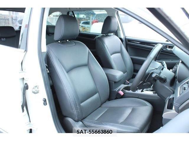 Subaru OUTBACK 2017-11 301158-12