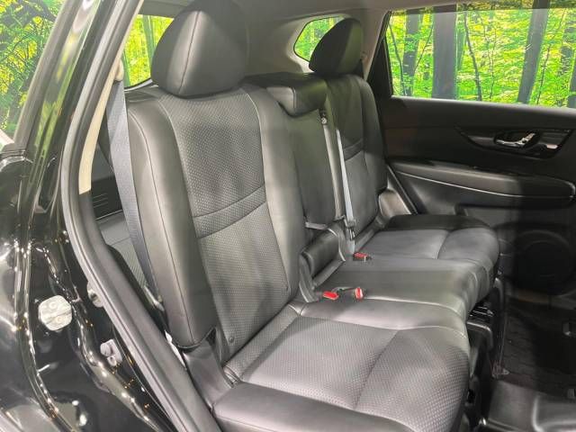 Nissan X-TRAIL 2019-04 10209-10