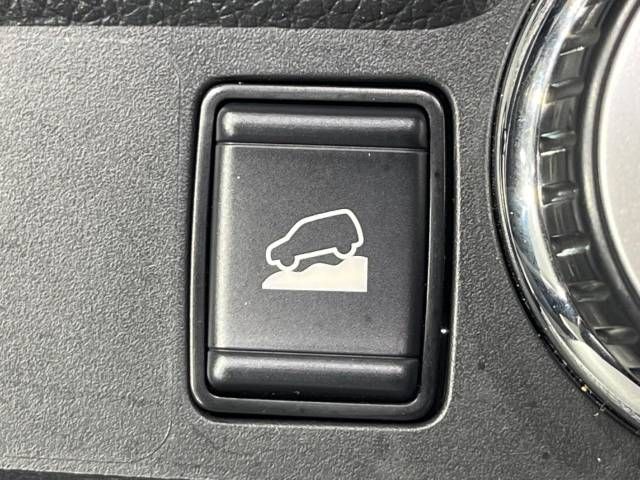 Nissan X-TRAIL 2019-04 10209-7