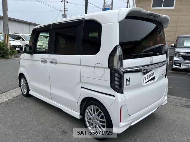 Honda N BOX CUSTOM 2021-12 384247-9