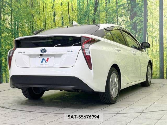 Toyota PRIUS 2017-07 343848-17