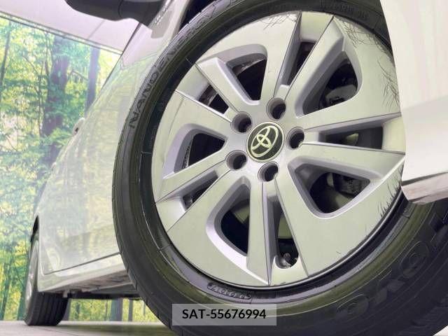 Toyota PRIUS 2017-07 343848-13