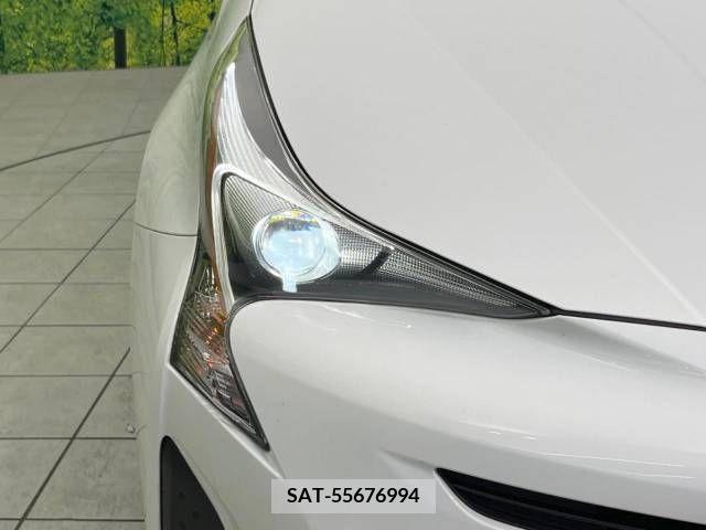 Toyota PRIUS 2017-07 343848-12