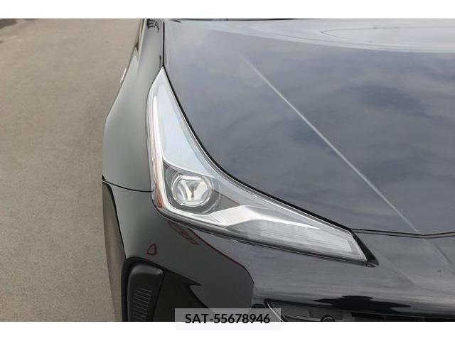 Toyota PRIUS 2019-08 233761-8