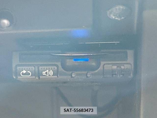 Nissan DUALIS 2013-03 381227-4