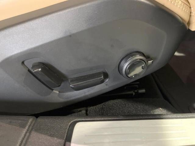 Volvo V60 2020-12 183179-15