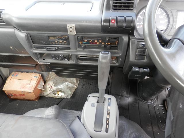 Isuzu ELF TRUCK 2006-12 21000-24