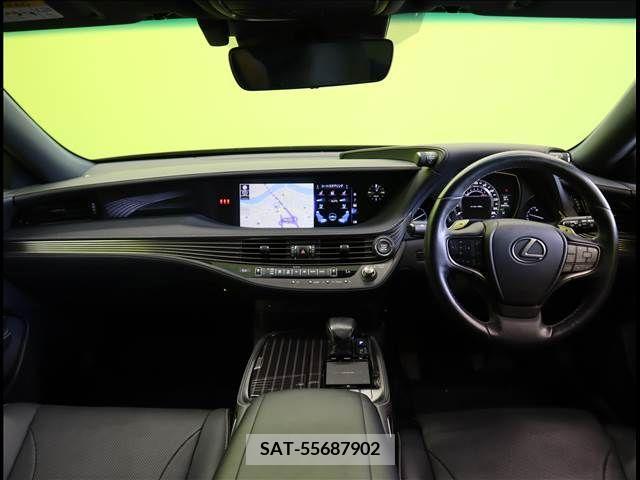 Lexus LS 2018-01 391874-2