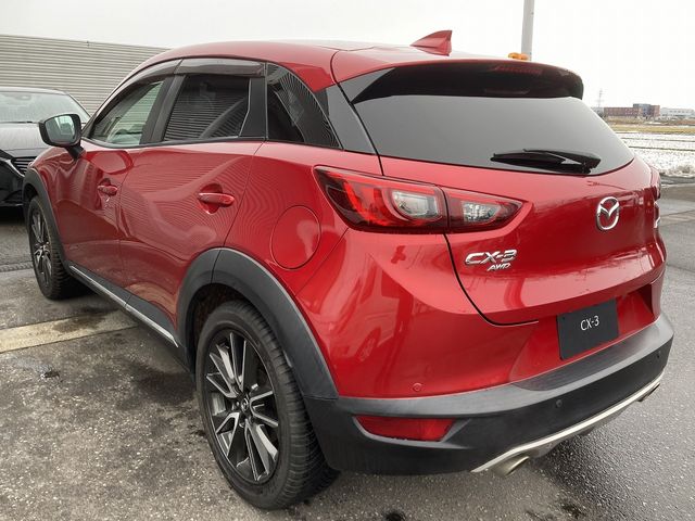 Mazda CX-3 2016-11 182137-6