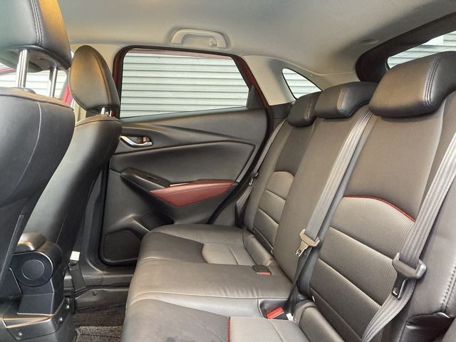 Mazda CX-3 2016-11 182137-10