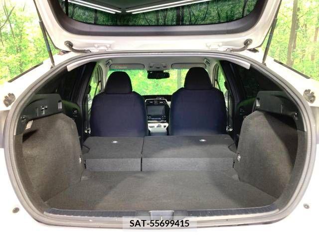 Toyota PRIUS 2016-08 217218-10