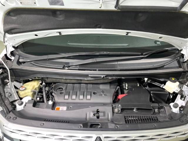 Mitsubishi DELICA D5 2022-12 17067-18
