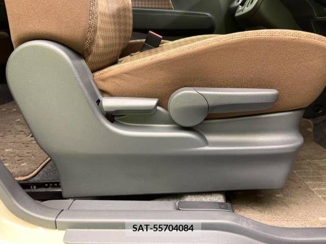 Nissan MOCO 2011-07 324522-4