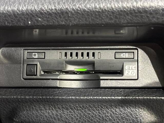 Toyota VOXY 2019-01 189830-7