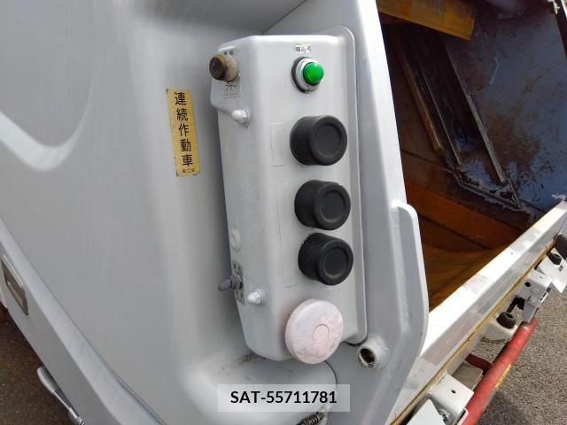 Hino DUTRO 2015-03 267770-2