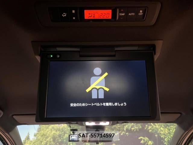 Toyota VOXY 2021-06 288998-5