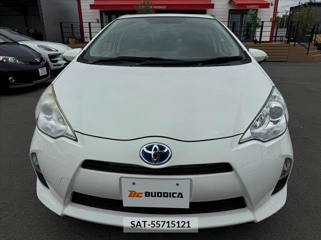 Toyota AQUA 2013-05 314123-8