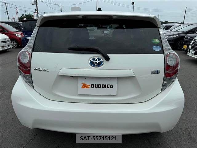 Toyota AQUA 2013-05 314123-13