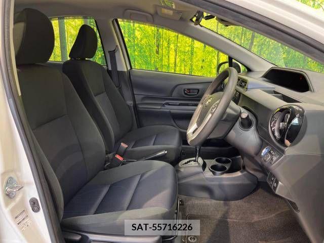 Toyota AQUA 2015-11 382362-8