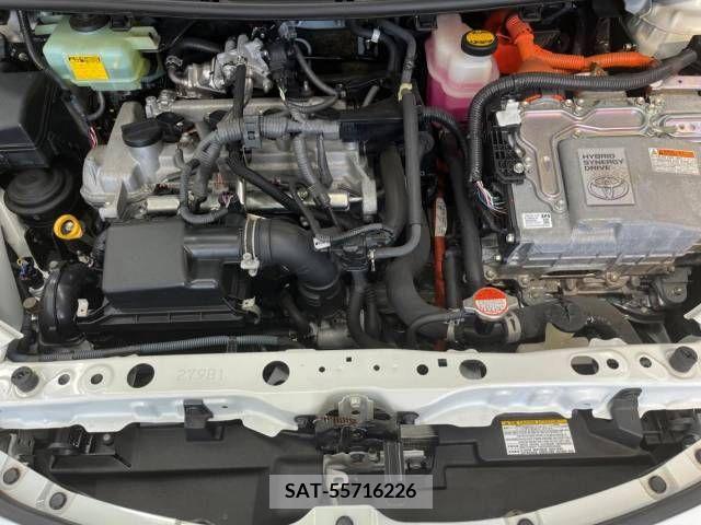 Toyota AQUA 2015-11 382362-18
