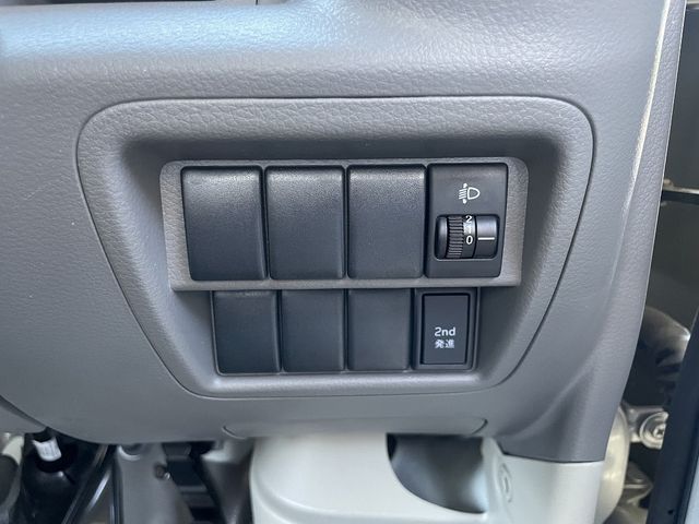 Suzuki EVERY 2018-08 10472-8