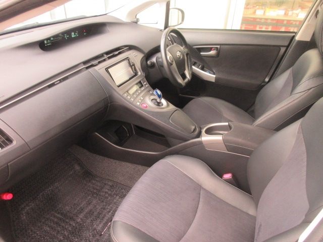 Toyota PRIUS 2014-10 25338-4