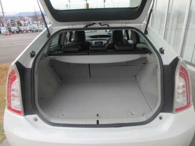 Toyota PRIUS 2014-10 25338-7