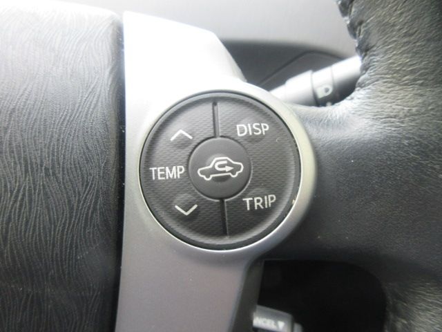 Toyota PRIUS 2014-10 25338-23