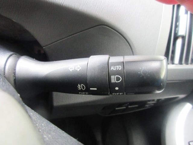 Toyota PRIUS 2014-10 25338-24