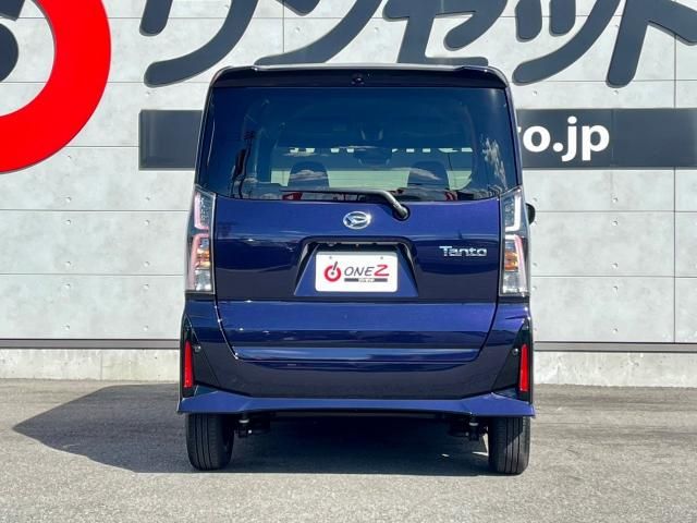 Daihatsu TANTO CUSTOM 2022-10 182009-2