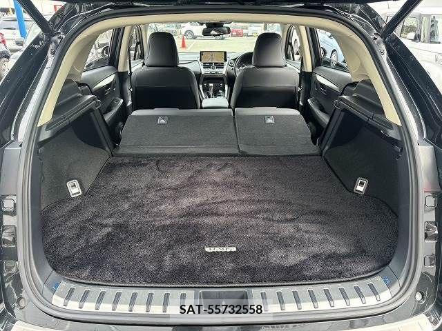 Lexus NX 2018-02 275678-8
