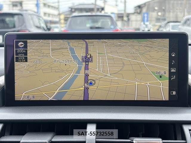 Lexus NX 2018-02 275678-2