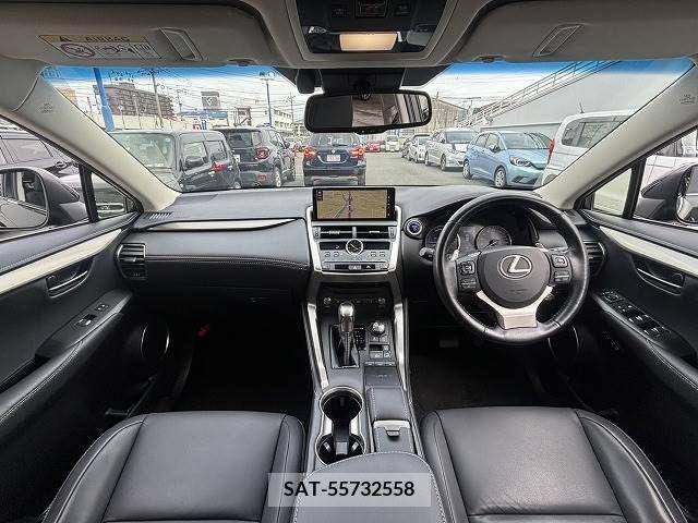 Lexus NX 2018-02 275678-1