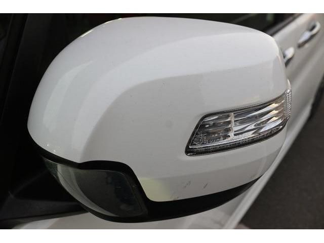 Honda e 2016-10 28797-7