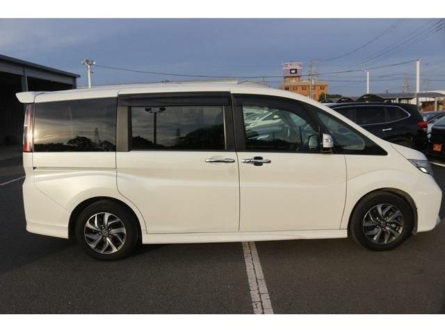 Honda e 2016-10 28797-2
