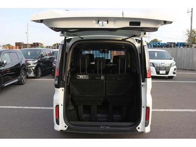 Honda e 2016-10 28797-11