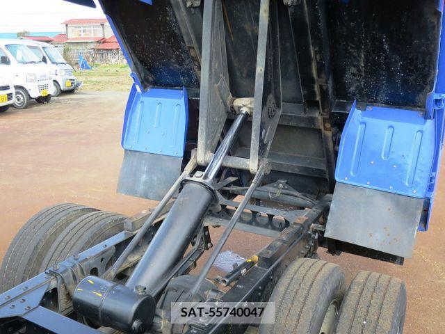 Isuzu ELF TRUCK 2013-07 215146-5